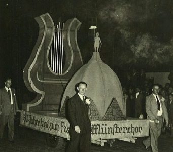 1951 - Quirinus-Kuppel und große Lyra (Zugjubiläum)